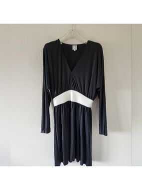 HALSTON HERITAGE | Deep V Sequin Belt Cocktail Dress Sz 4